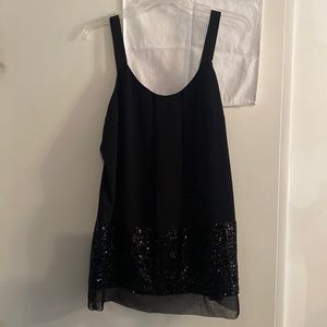 Simply Vera, black sparkle top size medium.